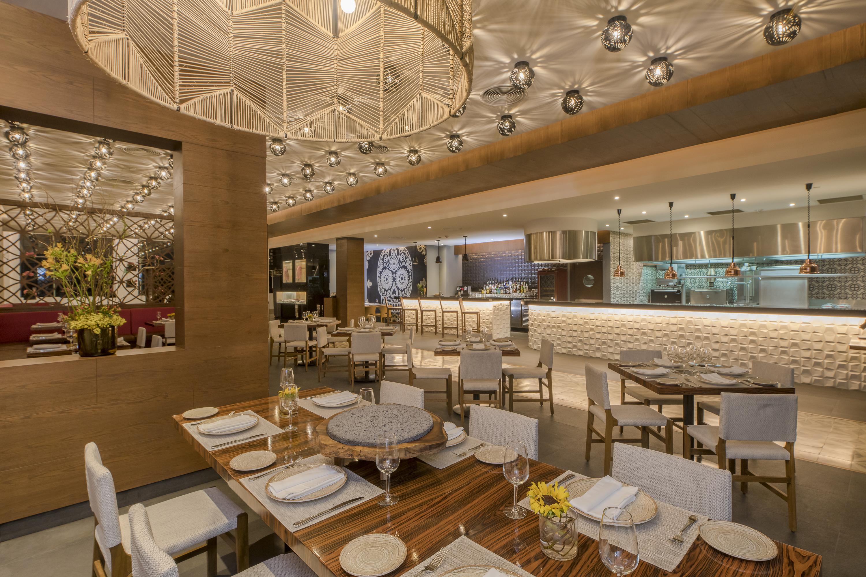 Haven Riviera Cancun (Adults Only) Alfredo V. Bonfil المظهر الخارجي الصورة The interior of the restaurant